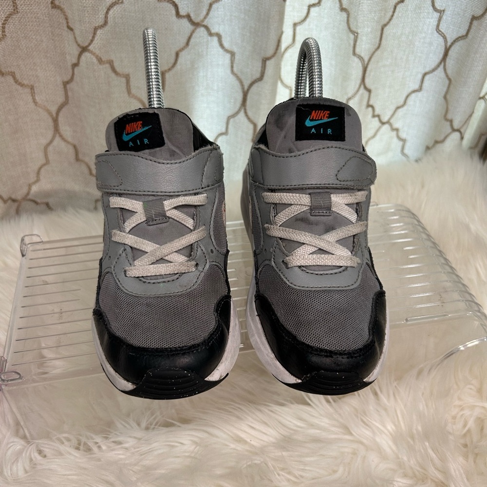Nike air Gray and Black Athletic Sneakers with Chunky Sole size 2
